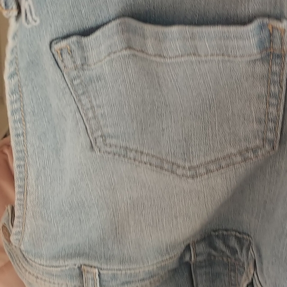 Jean over alls - Picture 3 of 3